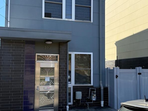 312 W Susquehanna Avenue, Philadelphia PA 19122