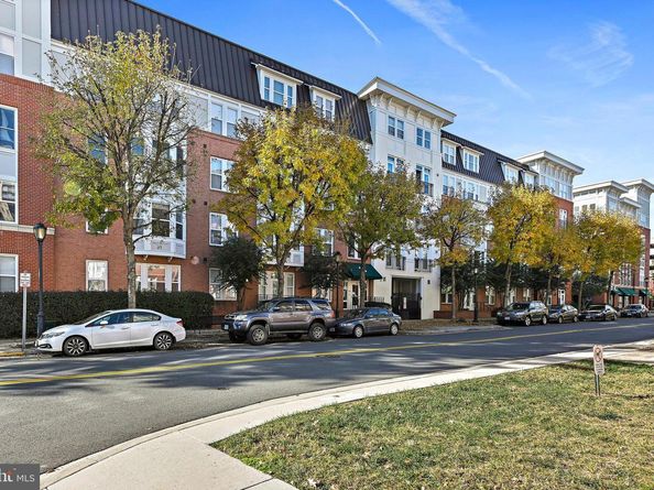 2665 Prosperity Avenue 345, Fairfax VA 22031