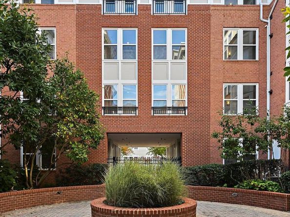 2665 Prosperity Avenue 345, Fairfax VA 22031
