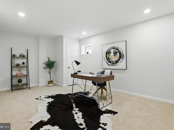 402 Woodcrest Drive SE, Washington DC 20032