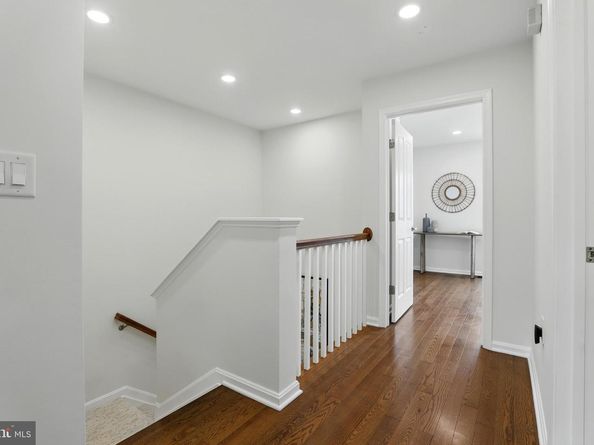402 Woodcrest Drive SE, Washington DC 20032
