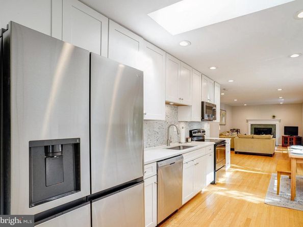 3300 Prince William Drive, Fairfax VA 22031