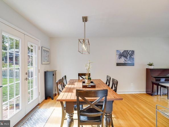 3300 Prince William Drive, Fairfax VA 22031