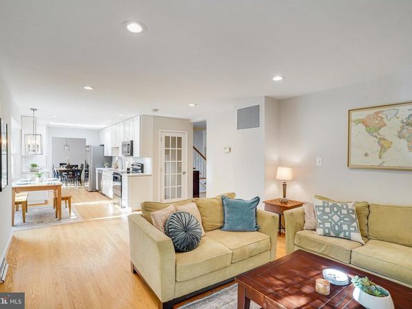 3300 Prince William Drive, Fairfax VA 22031
