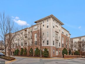 9480 Virginia Center Boulevard 422, Vienna VA 22181