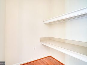 9480 Virginia Center Boulevard 422, Vienna VA 22181