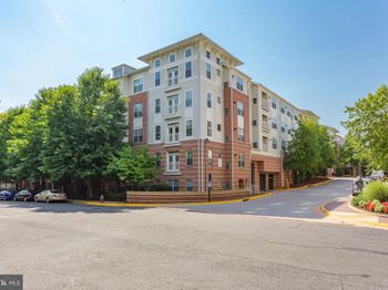 9480 Virginia Center Boulevard