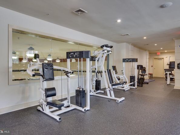 9480 Virginia Center Boulevard 422, Vienna VA 22181