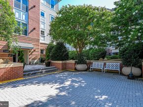 9480 Virginia Center Boulevard 422, Vienna VA 22181