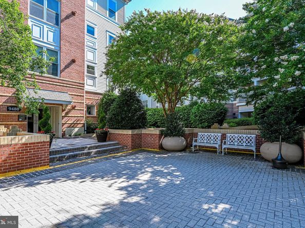 9480 Virginia Center Boulevard 422, Vienna VA 22181