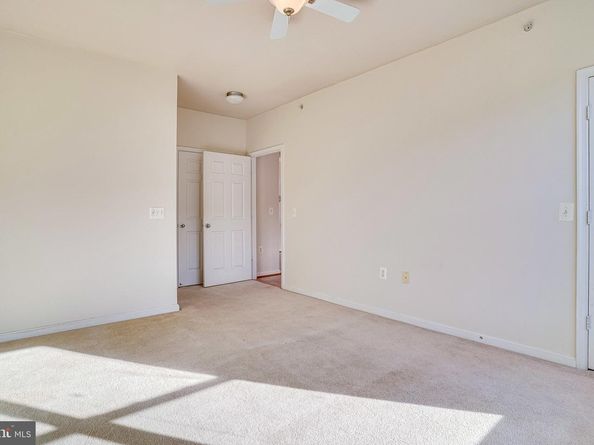 9480 Virginia Center Boulevard 422, Vienna VA 22181