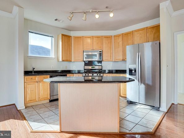 9480 Virginia Center Boulevard 422, Vienna VA 22181