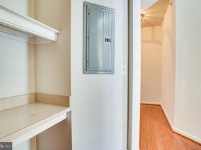 9480 Virginia Center Boulevard 422, Vienna VA 22181