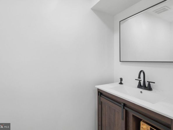 1802 N 77TH Street, Philadelphia PA 19151