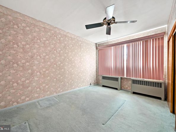 2310 S 15TH Street, Philadelphia PA 19145