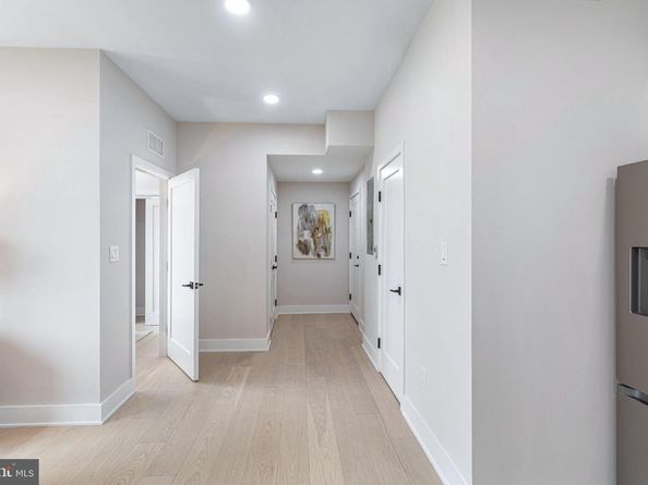 1516 East Capitol Street NE 9, Washington DC 20003