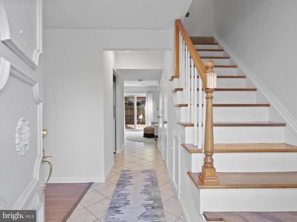 246 Stevenson Square N, Alexandria VA 22304