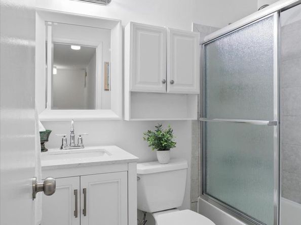 246 Stevenson Square N, Alexandria VA 22304