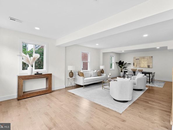 1805 S Pollard Street, Arlington VA 22204