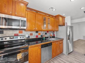 2811 31st Place NE 2811, Washington DC 20018