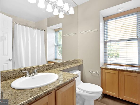 2356 Branleigh Park Court, Reston VA 20191