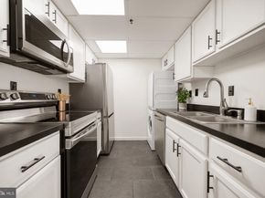 5911 Edsall Road 908, Alexandria VA 22304