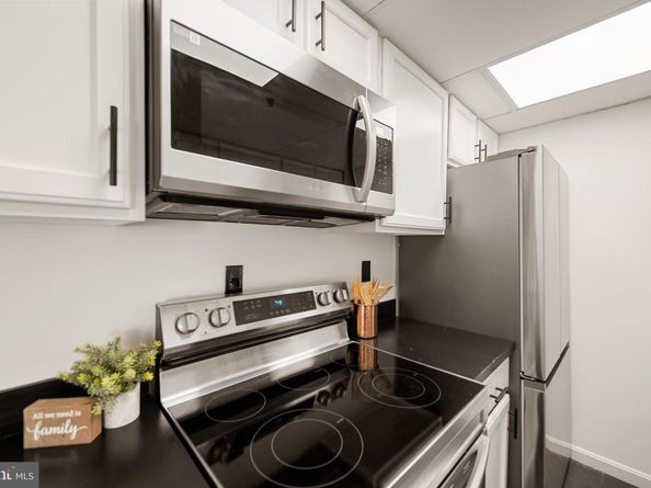 5911 Edsall Road 908, Alexandria VA 22304