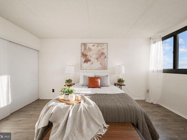 5911 Edsall Road 908, Alexandria VA 22304