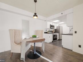 5911 Edsall Road 908, Alexandria VA 22304