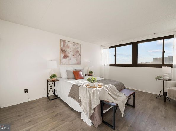 5911 Edsall Road 908, Alexandria VA 22304