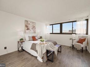 5911 Edsall Road 908, Alexandria VA 22304