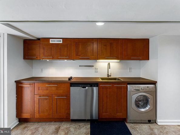 3028 Park Place NW, Washington DC 20001