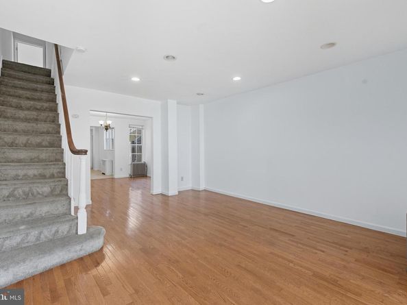 6609 N Gratz Street, Philadelphia PA 19126