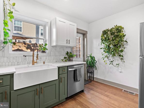 411 Pierce, Philadelphia PA 19148