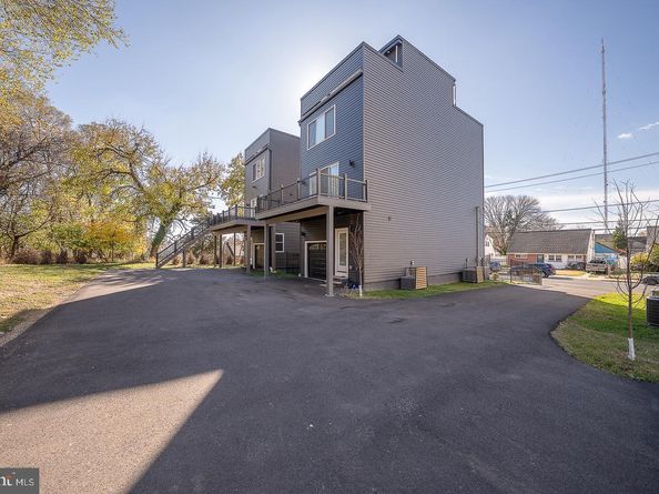 6983 Silverwood Street, Philadelphia PA 19128