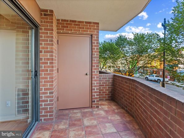 2320 Wisconsin Avenue NW 206, Washington DC 20007