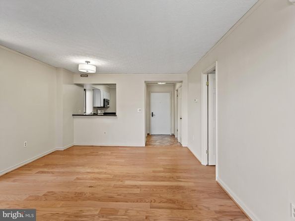 2320 Wisconsin Avenue NW 206, Washington DC 20007
