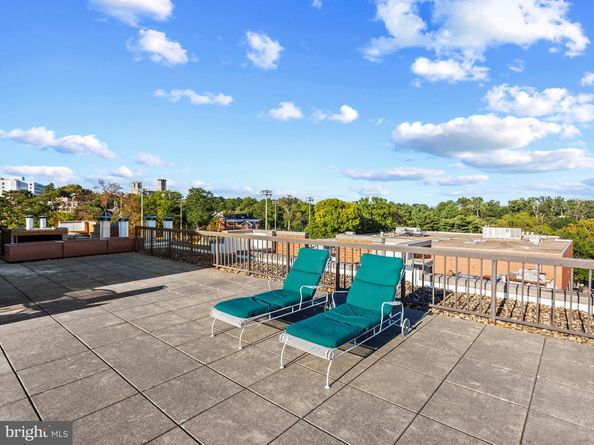 2320 Wisconsin Avenue NW 206, Washington DC 20007