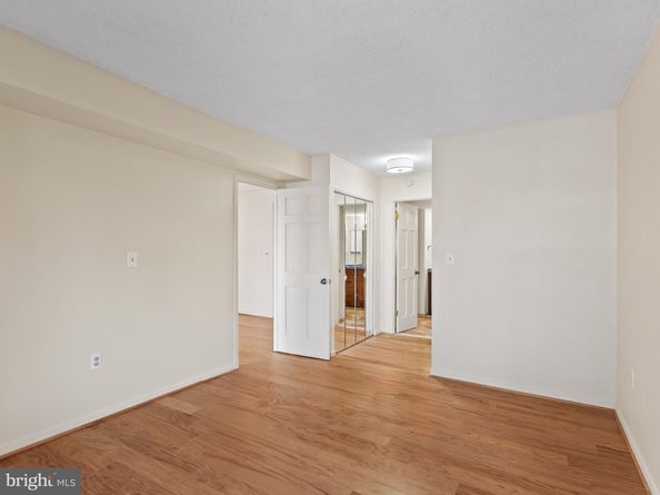 2320 Wisconsin Avenue NW 206, Washington DC 20007