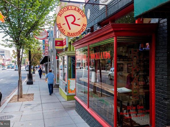 2320 Wisconsin Avenue NW 206, Washington DC 20007