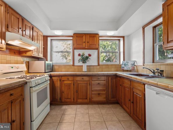 150 W Hortter Street, Philadelphia PA 19119