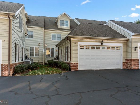 106 Hicks Alley, Newtown PA 18940
