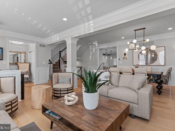 106 Hicks Alley, Newtown PA 18940