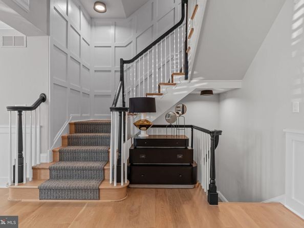 106 Hicks Alley, Newtown PA 18940