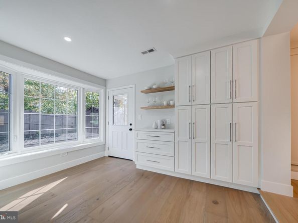 1801 Great Falls Street, Mclean VA 22101