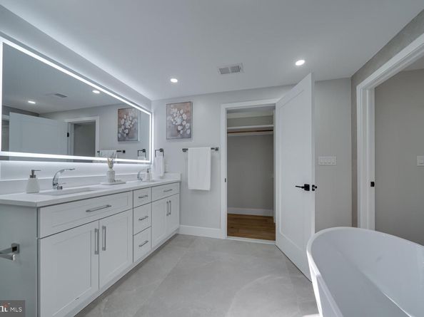 1801 Great Falls Street, Mclean VA 22101