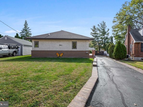 311 Ogden Place, Springfield PA 19064