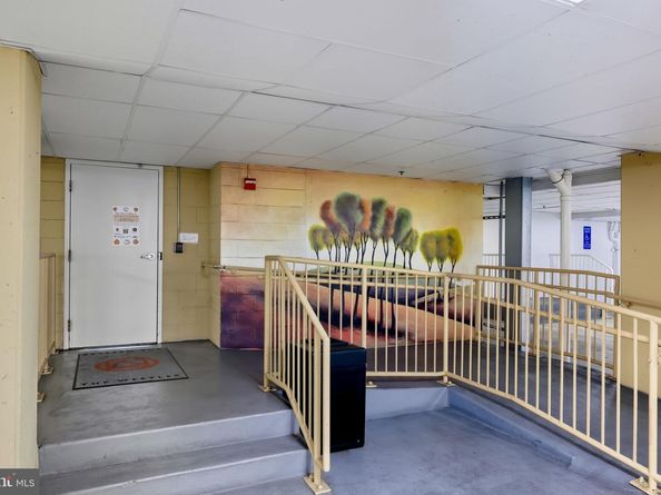 2200 N Westmoreland Street 202, Arlington VA 22213