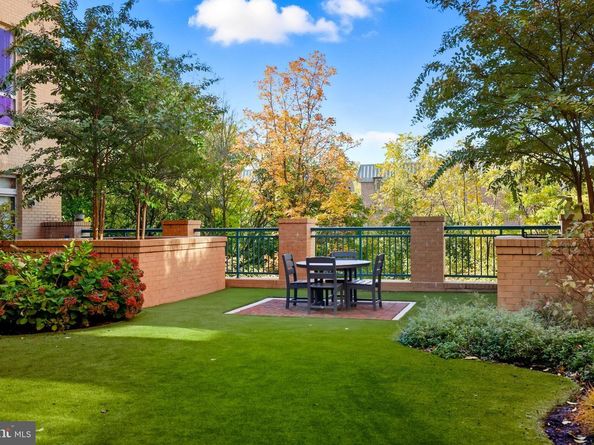 2200 N Westmoreland Street 202, Arlington VA 22213