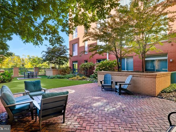 2200 N Westmoreland Street 202, Arlington VA 22213